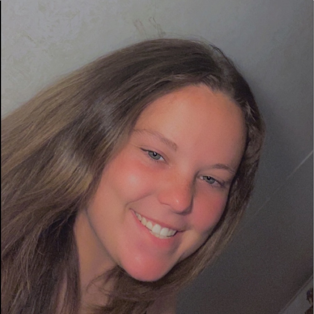 Meet your Posher, Abbie